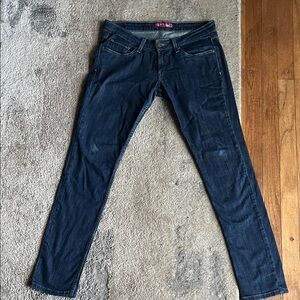 Levi Women's low rise Jeans